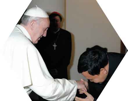 with-Pope-Francis-web