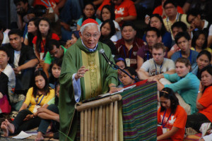 Philippine prelate guides flock out of gridlock