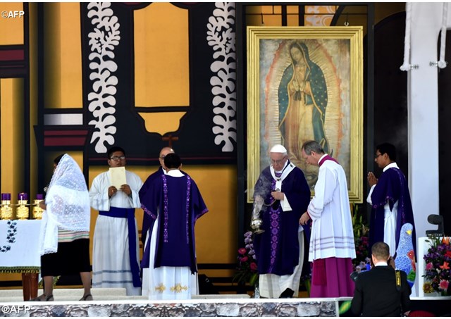 Pope Francis celebrates Mass with indigenous Mexicans in the southern state of Chiapas - AFP