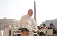 When times are tough, turn to Jesus, Pope says