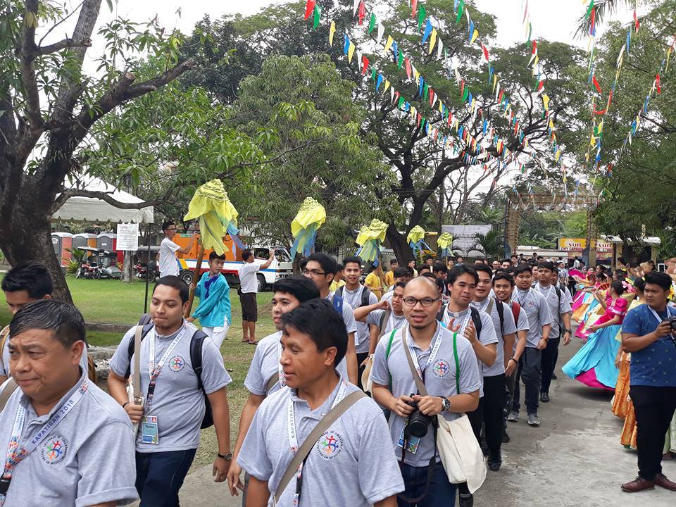 Bulacan’s festival dancers welcome seminarians at the Immaculate Conception Major Seminary in Bulacan for Kapatiran 2018, an annual gathering of theology seminarians organized by the Seminarians’ Network of the Philippines, Feb. 10, 2018. KENDRICK PANGANIBAN.