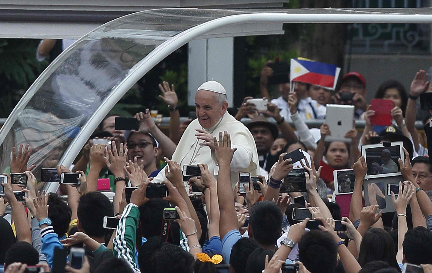 Pope Francis meets young people at the University of Santo Tomas in Manila, Jan. 18, 2015. PAUL HARING/CNS