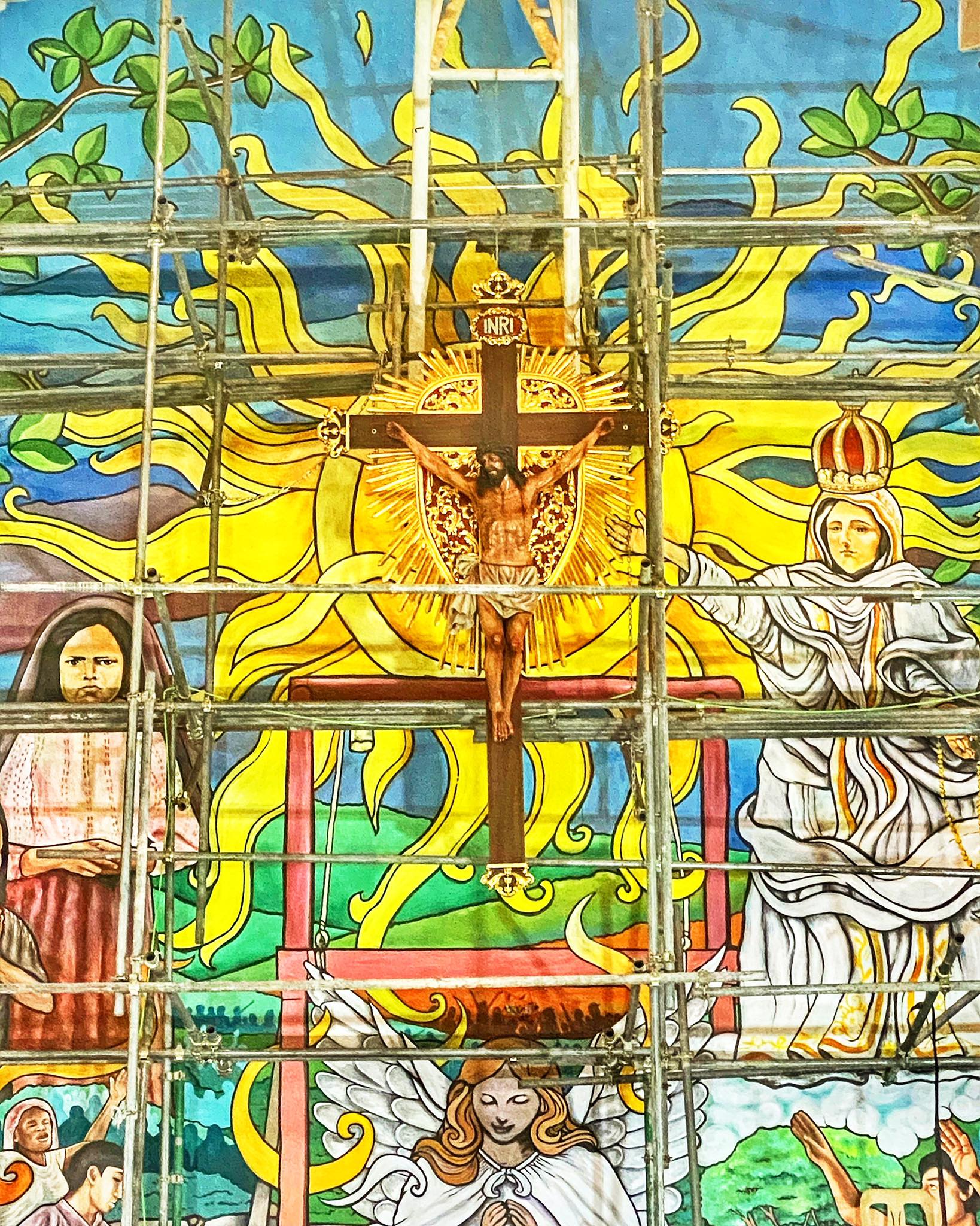 DIOCESE OF NOVALICHES UNVEILS BIGGEST ALTAR MURAL IN THE PHILIPPINES AS TRIBUTE TO COVID-19 FRONTLINERS