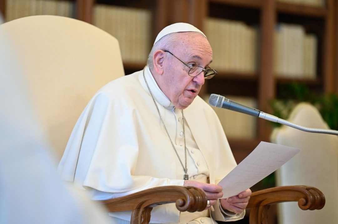 Pope Francis institutes new ministry of catechist