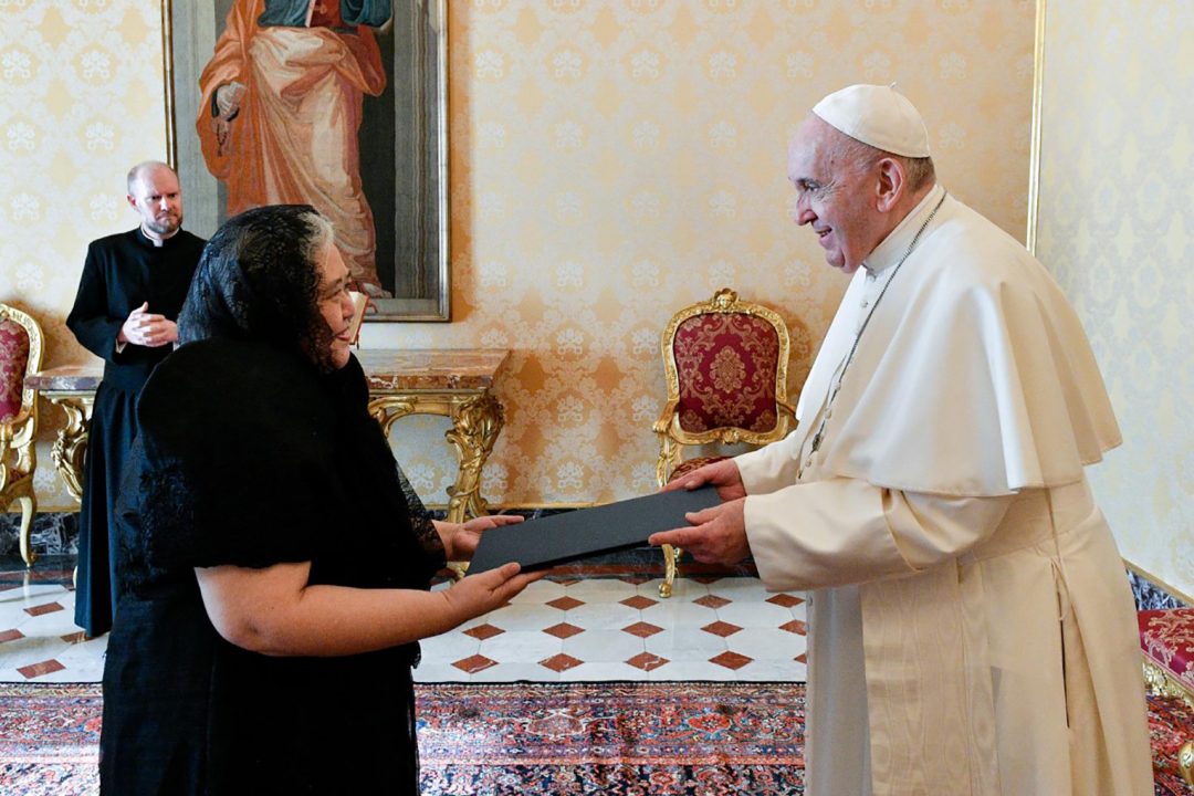 New PH envoy to the Holy See meets Pope Francis
