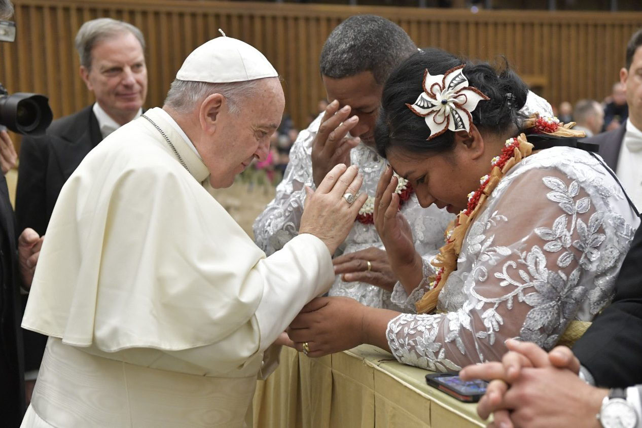 Pope Francis encourages married couples to rely on Christ in letter for Feast of the Holy Family