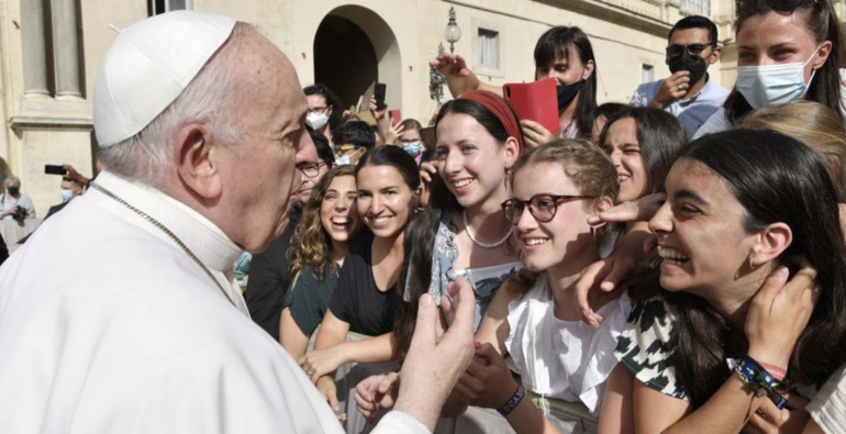 Pope’s Communications Day message: ‘Listening is essential for dialogue’